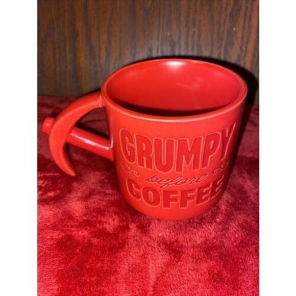 Disney Hallmark GRUMPY Before Coffee Red Axe Handle Mug Snow White 12 oz NWT - Picture 2 of 4